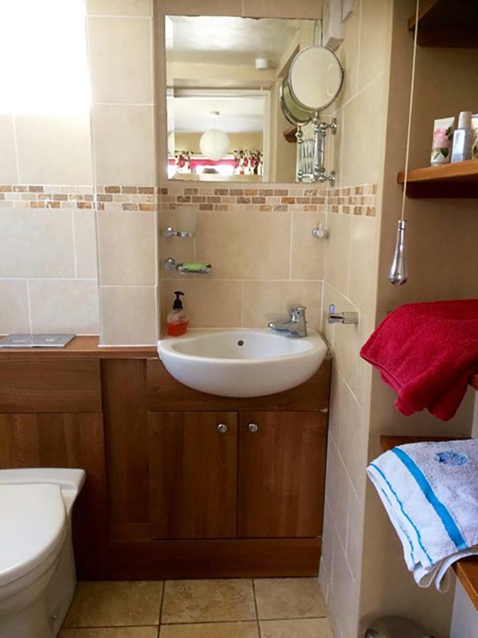 Village Homestay B&B Near Oxford Haddenham  ภายนอก รูปภาพ